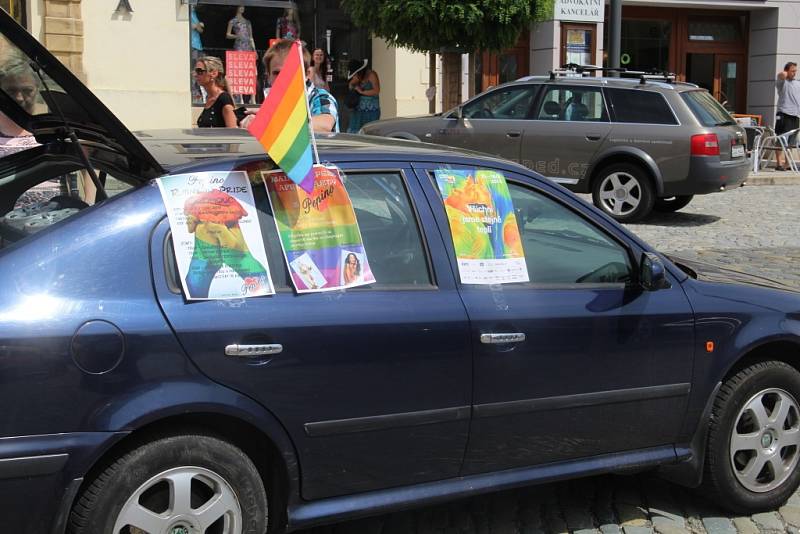 Rainbow Pride - první průvod lidí s menšinovou sexuální orientací v Olomouci