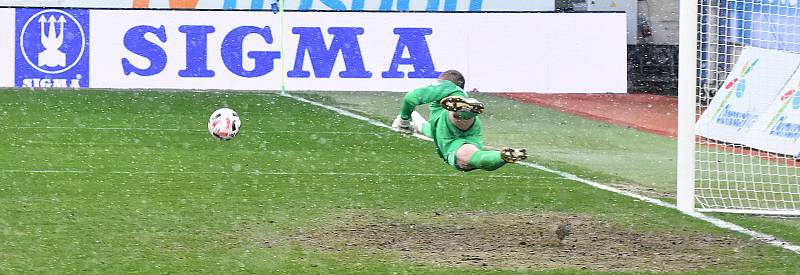 Olomouc remizovala doma se Slováckem v dohrávce 23. kola 0:0.Vít Nemrava