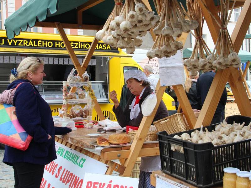 Farmářské trhy na Dolním náměstí v Olomouci