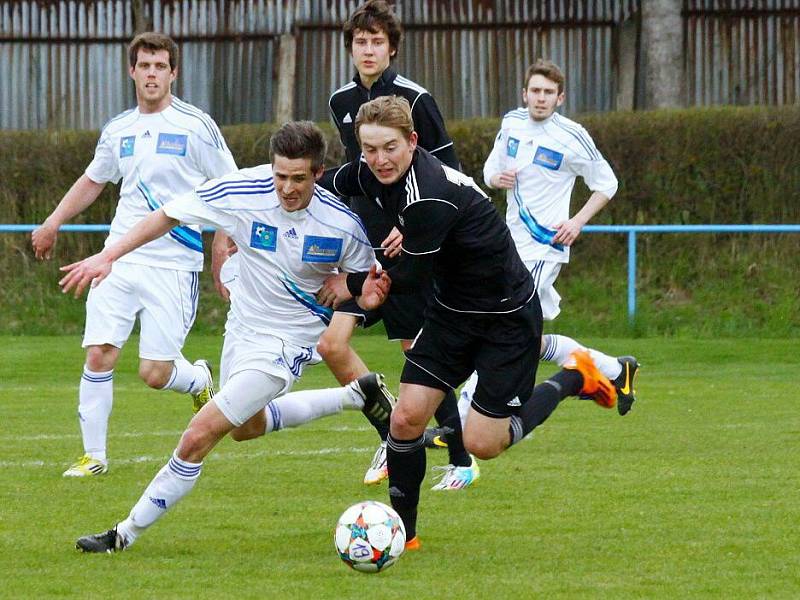 Jiří Toman. Fotbalisté Šternberku proti béčku HFK Olomouc