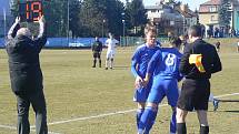 Rezerva olomoucké Sigmy (v modrém) porazila při své domácí jarní premiéře béčko Slovácka v poměru 3:1.