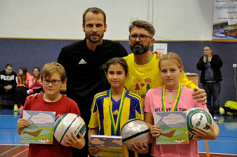 Fotbalová utkání pomáhala dobré věci.Foto: Robert Vojtek