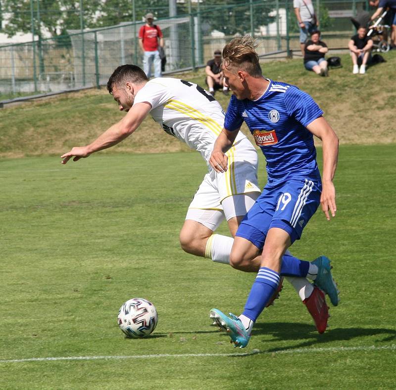 Fotografie ze zápasu 28. kola MSFL mezi celky SK Sigma Olomouc B a FC Fastav Zlín B (2:1)