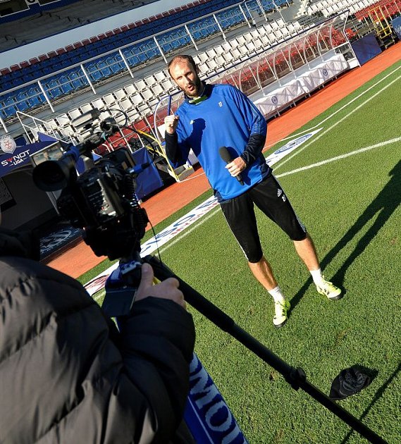 Fotbalistí Sigmy na dálku podpořili Mariána Čišovského, který trpí vážnou chorobou ALS