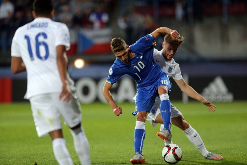 Anglie proti Itáli. Euro U21 na Andrově stadionu v Olomouci