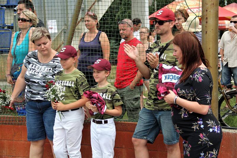 Army Day na baseballovém hřišti na Lazcích