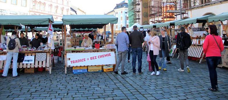 Farmářský trh na Horním náměstí v Olomouci