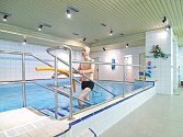 Bazén na rehabilitačním oddělení v areálu šternberské nemocnice