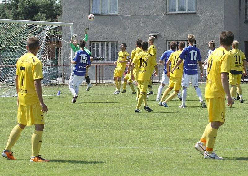 Uničov (v modrém) vs. Znojmo