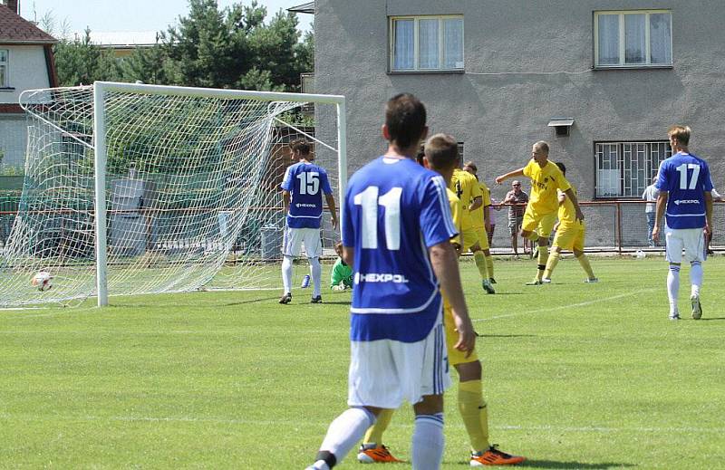 Uničov (v modrém) vs. Znojmo