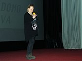Mallory Neradová. Začátek festivalu dokumentárních filmů o lidských právech Jeden svět v olomouckém kině Metropol