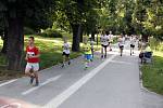 Součástí olomouckého půlmaratonu je i Rodinný běh. V 17 hodiny se na něj vydaly stovky účastníků.