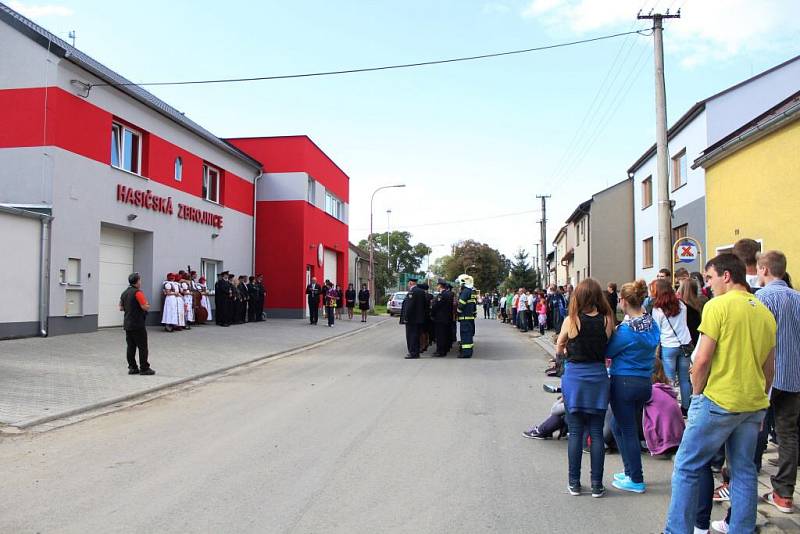 Otevření zrekonstruované hasičské zbrojnice v Senici na Hané