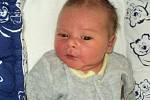 Samuel Hradil, Nedvězí narozen 24. března, míra 54 cm, váha 3930 g