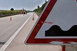 Oprava popraskané dálnice D35 u Olomouce. Ilustrační foto