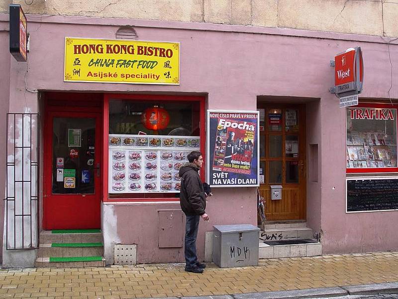 Místo někdejšího STOP BUFETU v Pavelčákově ulici je dnes asijské bistro