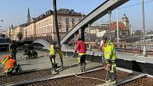 Betonování mostu v Masarykově třídě v Olomouci, 24. února 2021