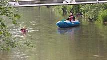 Pátrání po obětech neštěstí na vodáckém školním výletě po Mlýnském potoku v Olomouci
