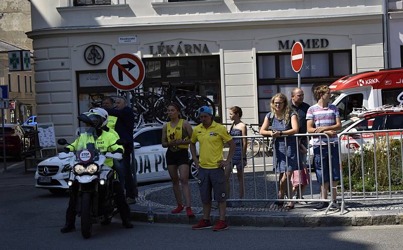 Světový pohár v cyklistice zavítal do Prostějova. Startovalo se přímo před radnicí. 7.8. 2020