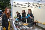 Festival plný netradičních pokrmů Extreme food festival v areálu Letního kina v Olomouci.