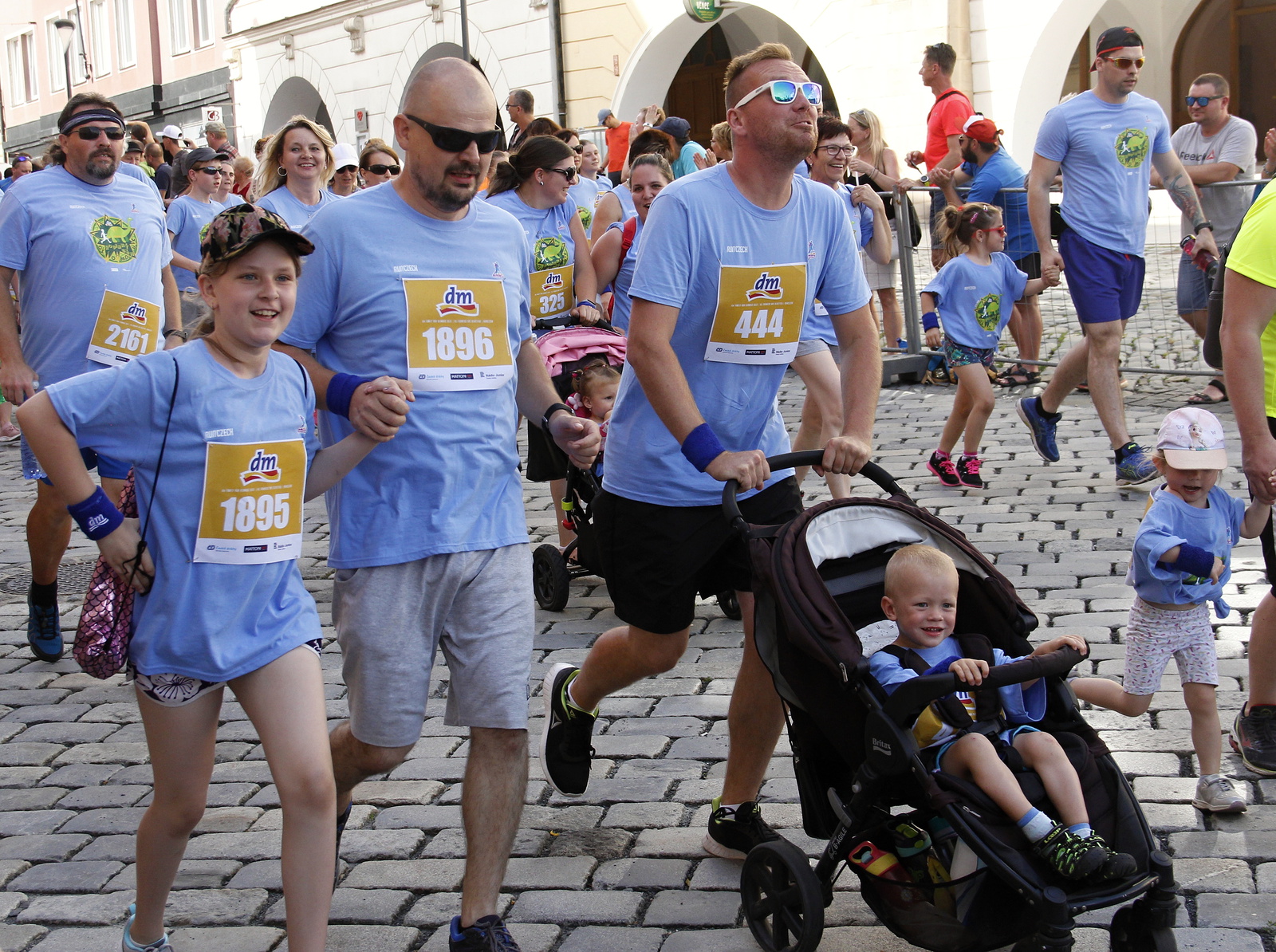 Rozžhavený rodinný běh Olomoucí zvládly čtyři tisíce lidí - Olomoucký deník