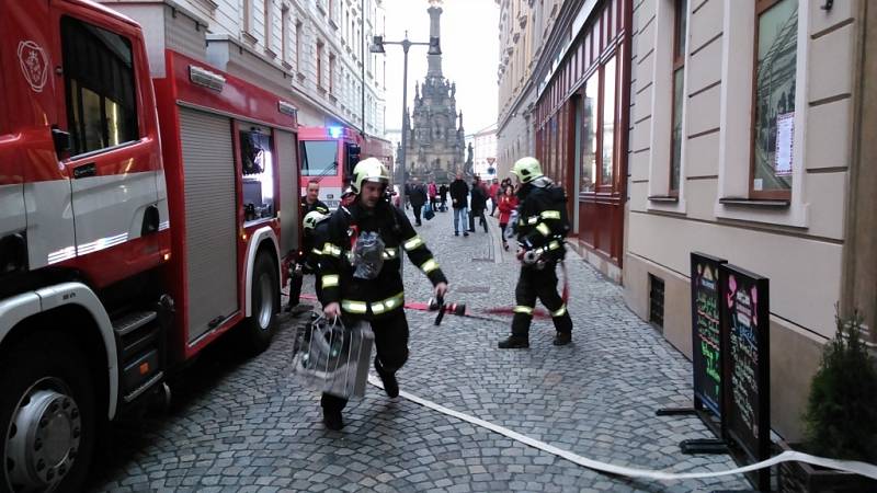 Zásah hasičů v restauraci v ulici 28. října v Olomouci