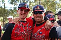 Martin Schneider v dresu australských Kensington Cardinals