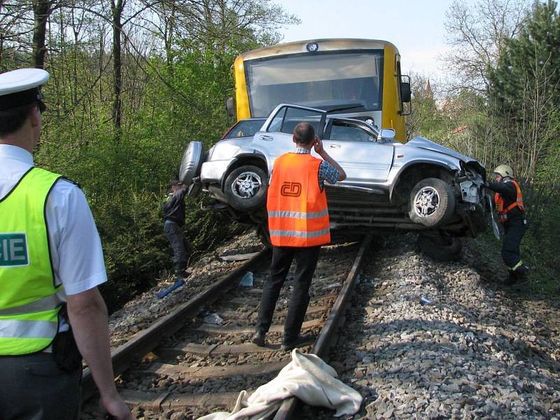 Tragická srážka vlaku s autem v Hlubočkách