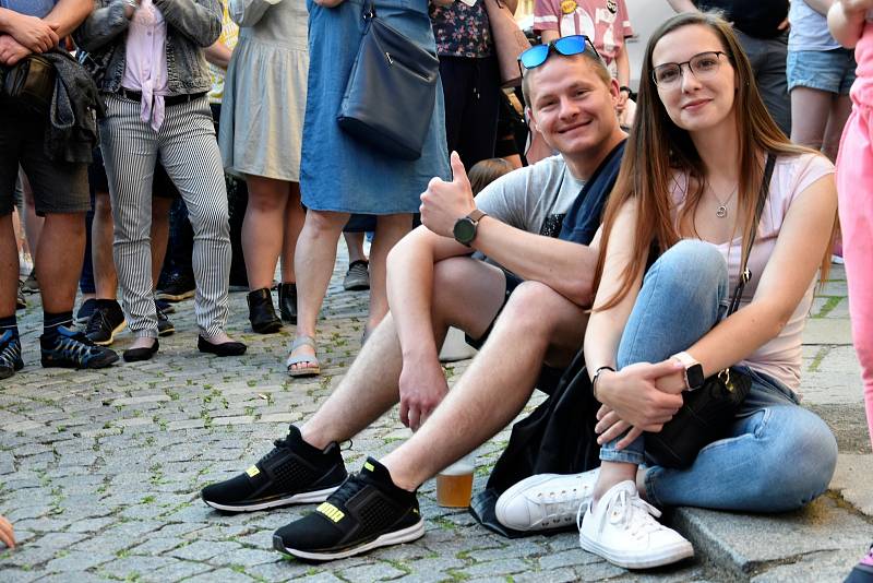 Olomouc (o)žije. Průchodový hudební festival v ulicích města, 4. 6. 2021