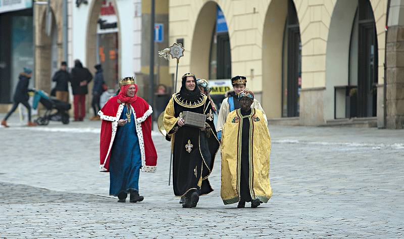 Tři králové vyrazili do ulic Olomouce