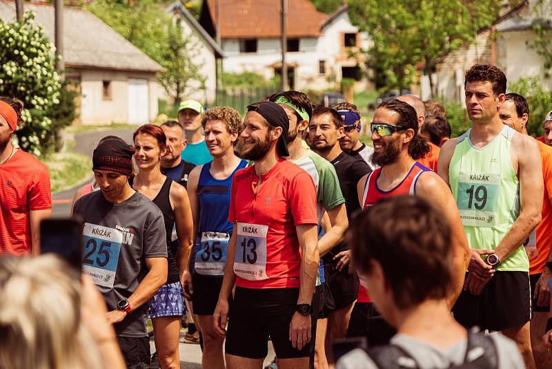 Křižák - Běh na Křížový vrch či půlmaraton. Foto se souhlasem organizátora