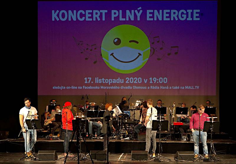 Koncert plný energie chystá Moravské divadlo v Olomouci na večer 17.listopadu v online přenosu.