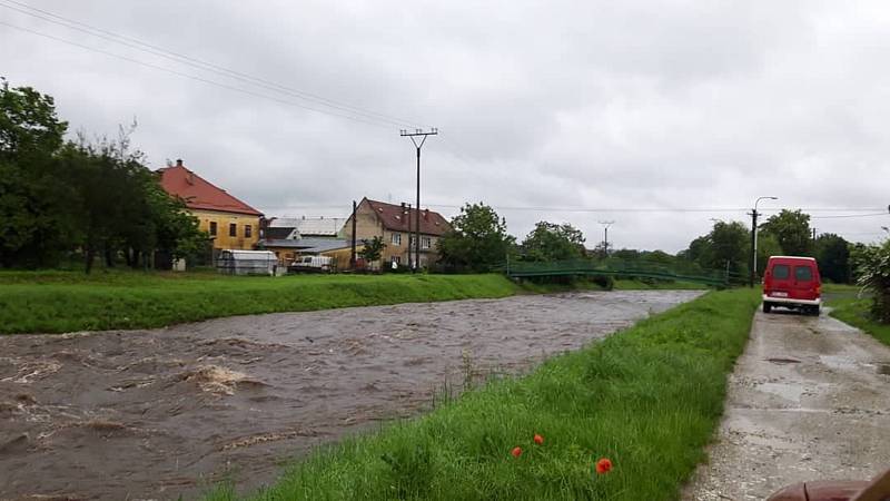 Vidnavka a Černý potok ve Velké Kraši na Jesenicku - 20. 6. 2020