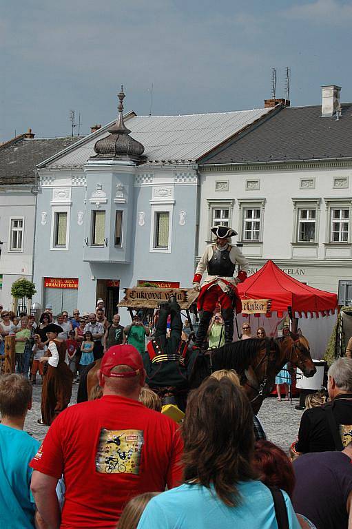 Jarmark ovládl uničovské náměstí