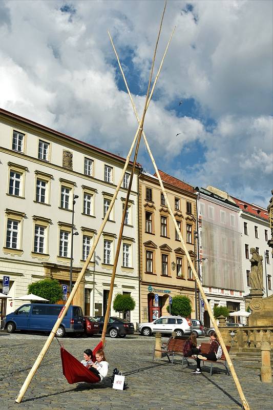 Architektonická instalace na Dolním náměstí v Olomouci, 3. 7. 2020