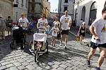 Součástí olomouckého půlmaratonu je i Rodinný běh. V 17 hodiny se na něj vydaly stovky účastníků.