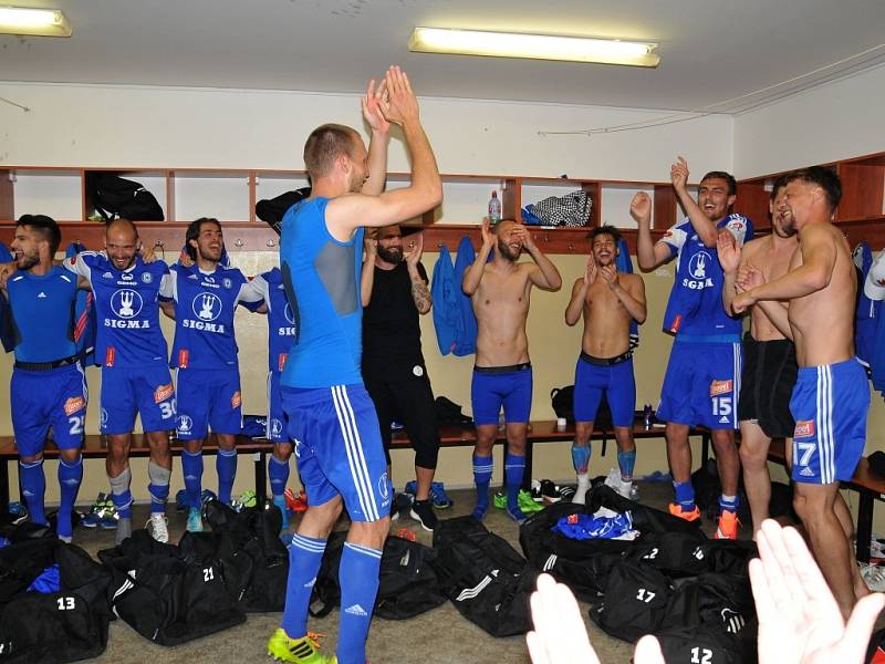 Fotbalisté Olomouce vyhráli v Pardubicích 2:1 a zajistili si postup do první fotbalové ligy.