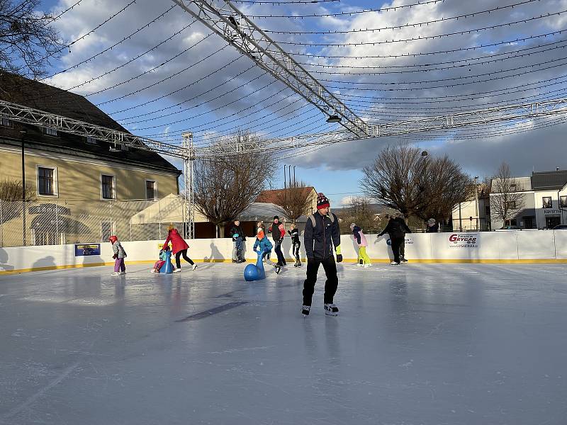 Kluziště ve Velké Bystřici, 19. února 2022