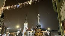 Centrum Olomouce po uzavření vánočních trhů v sobotu 27. listopadu 2021