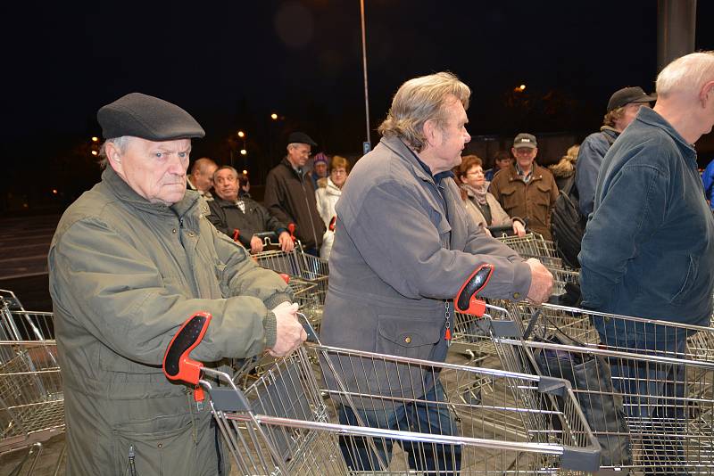 Předvánoční otevření nového nákupního centra v Přerově