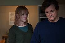 Nicole Kidman a Colin Firth ve filmu Dřív než půjdu spát