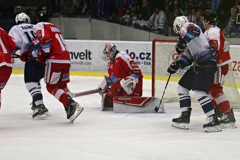 Kladno (v bílém) hostilo v hokejové extralize Olomouc