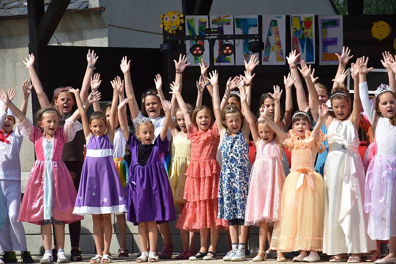 Zakončení školního roku na ZŠ v Senici na Hané, 21. 6. 2019