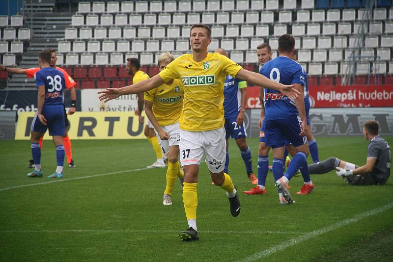 Fotografie ze zápasu 5. kola FNL mezi celky SK Sigma Olomouc B a MFK Karviná