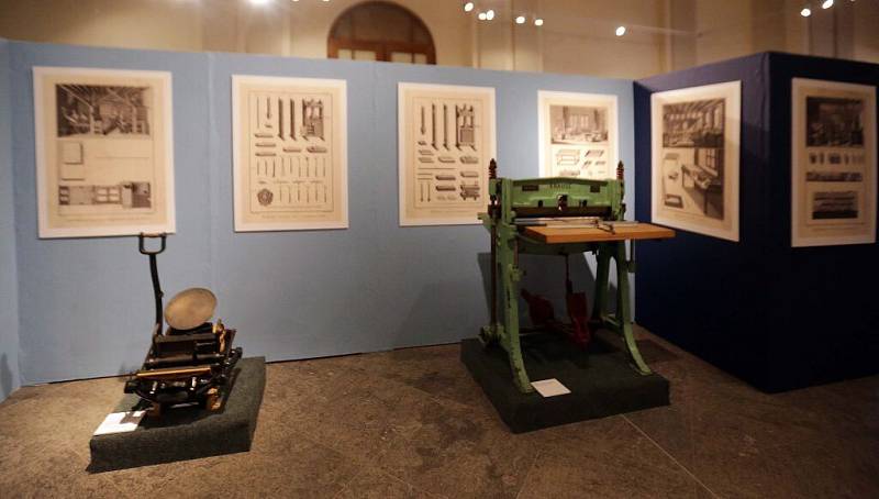 Chrám věd a múz - výstava ke 450. výročí Vědecké knihovny v Olomouci