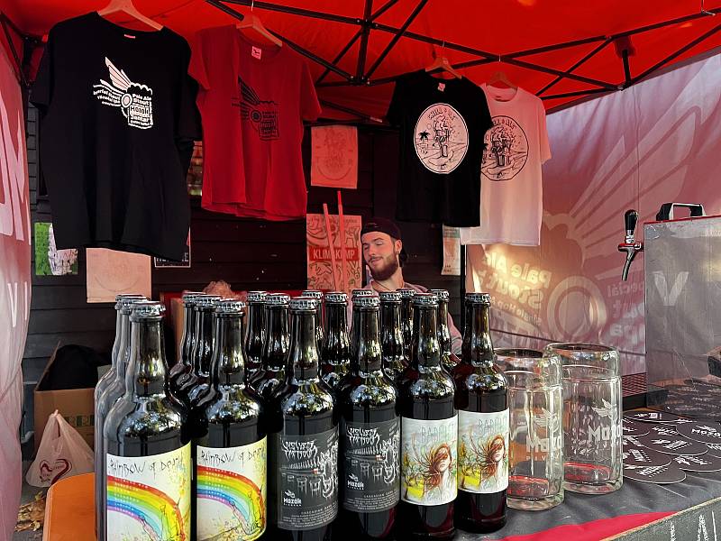 Dvoudenní Lokál OKTOBEER Fest v olomouckém letním kině, 7. října 2022