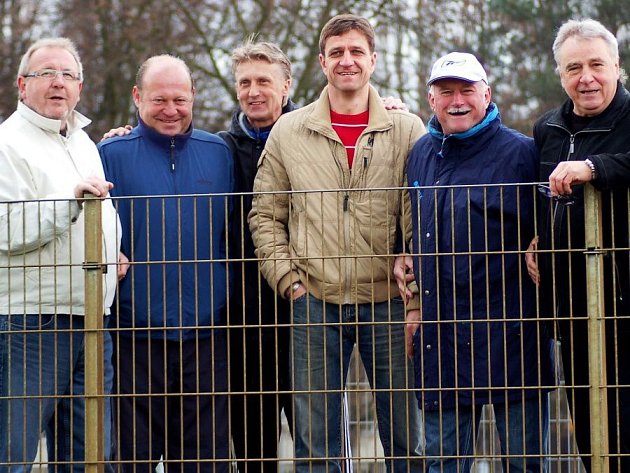 Rok 2010: zleva Vladislav Niki Lauda, Leoš Kalvoda, Oldřich Machala, Josef Mucha, Jan Chladil a Petr Uličný.