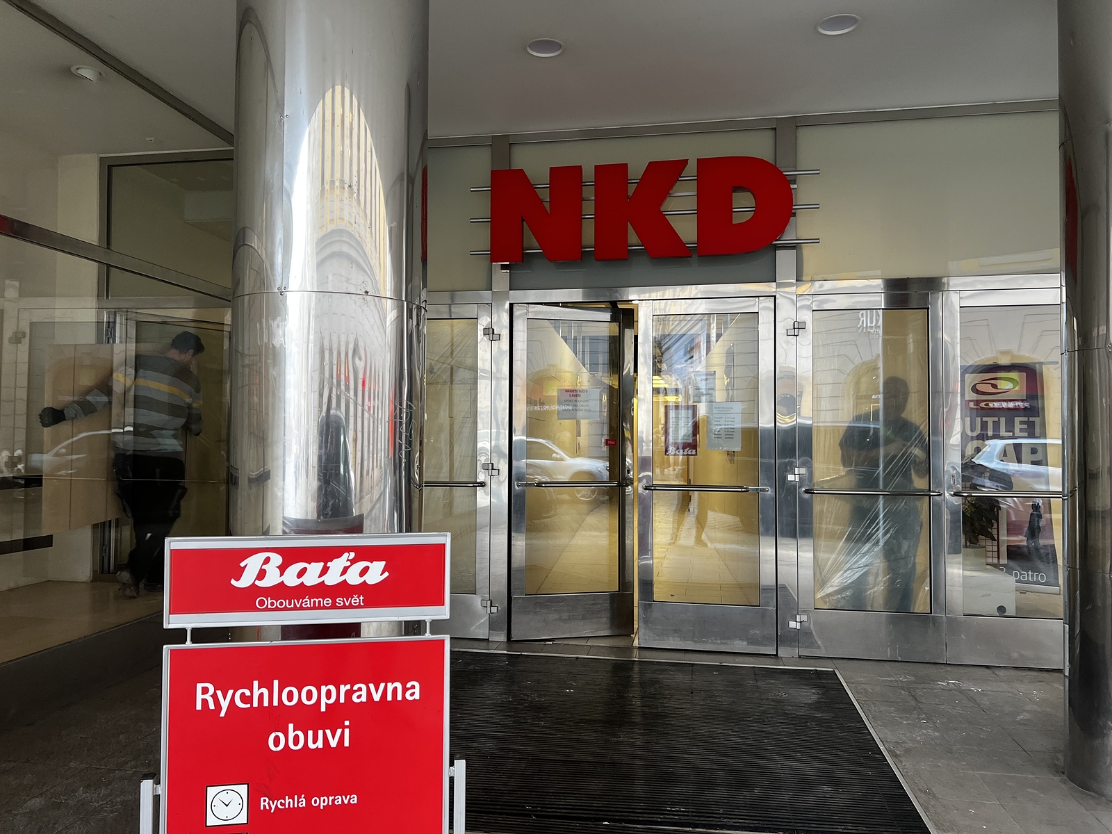Do přízemí "Bati" v Olomouci míří německý řetězec NKD - Olomoucký deník
