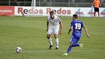 Fotbalisté HFK Olomouc (v bílém) porazili Frýdek-Místek 2:0