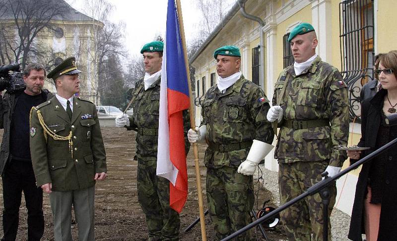 Otevření léčebny pro válečné veterány na Hradisku.